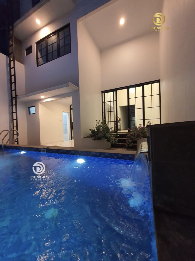 Rumah Dijual Di Jagakarsa Privat Pool Siap Huni