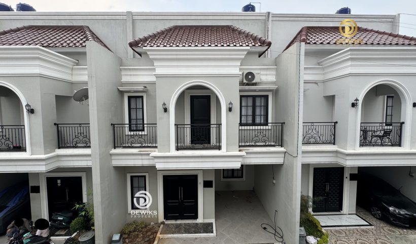 Dijual Rumah di Jagakarsa Jakarta Selatan Design Classic + Rooftop