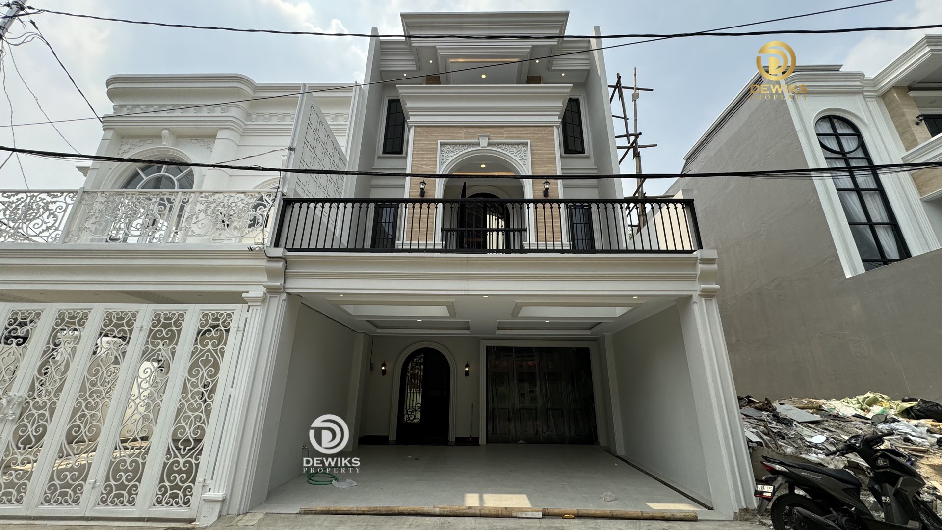 Jual Rumah Di Jagakarsa Fasilitas Privat Pool