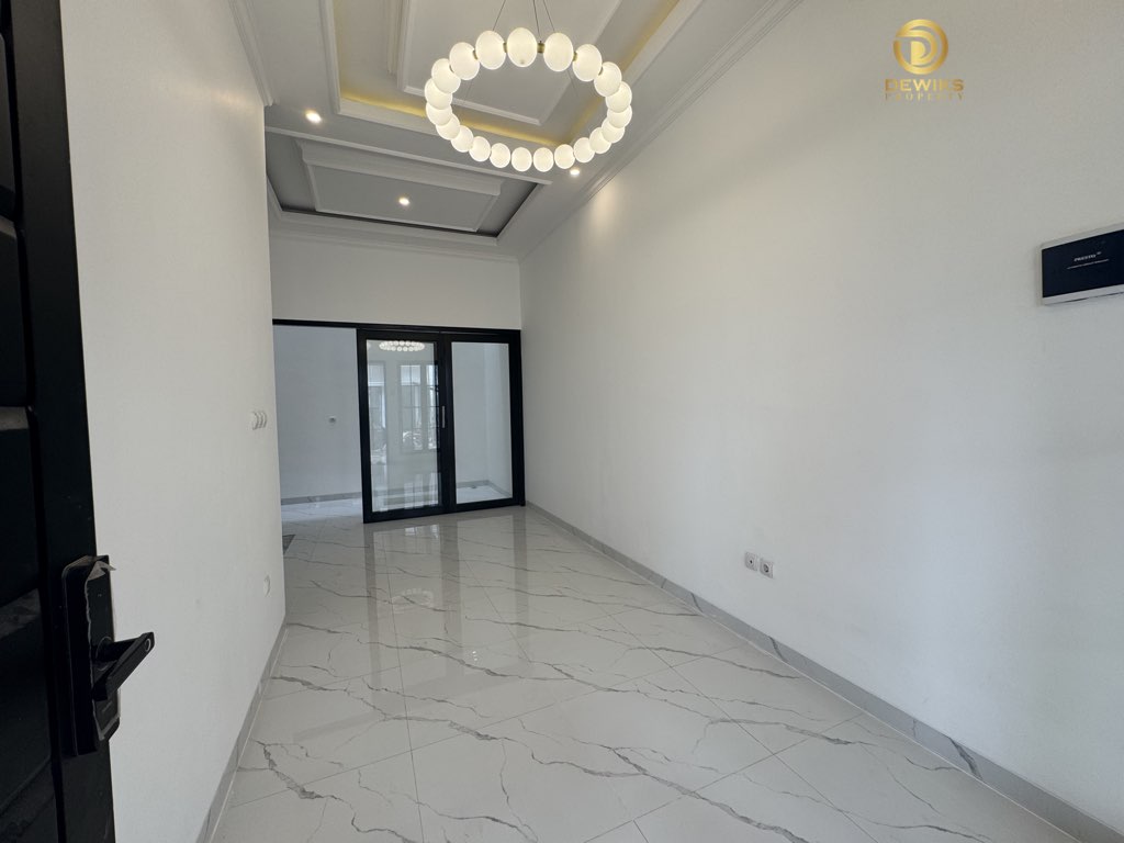 Rumah dijual di Jagakarsa Murah dalam cluster pinggir jalan raya