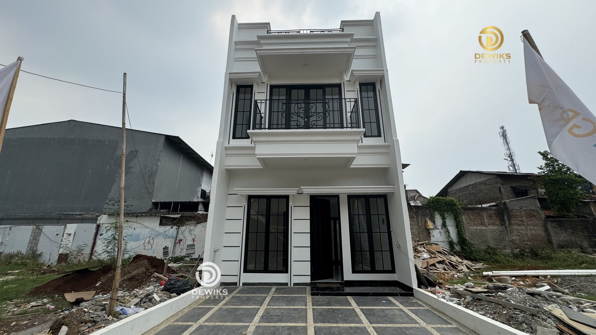 Rumah dijual di Jagakarsa Murah dalam cluster pinggir jalan raya