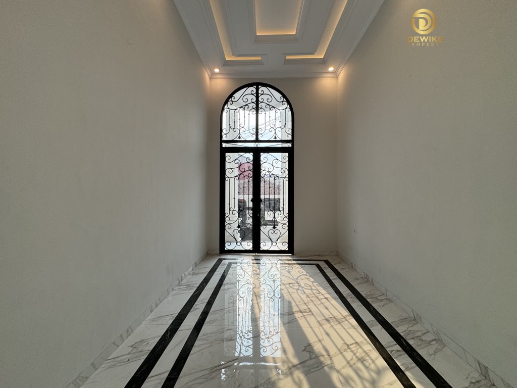 rumah privat pool di jagakarsa jl melinjo