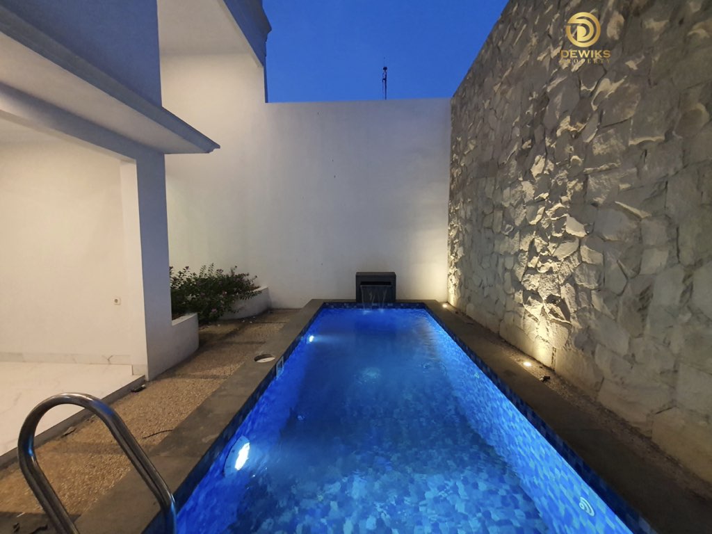 rumah privat pool di jagakarsa jl melinjo