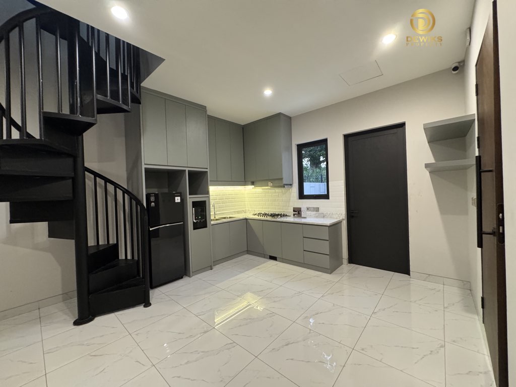 dijual rumah luas di garden residence cimanggis tipe A