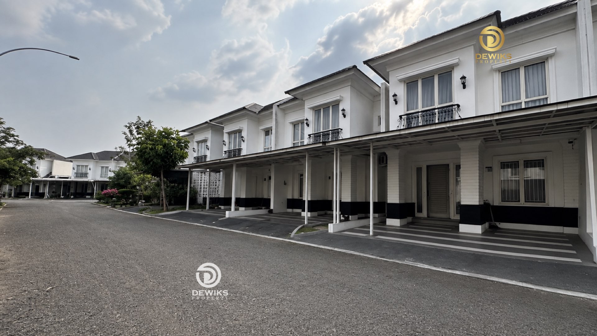 Rumah Fully Furnished di Grand Wisata Bekasi Siap Huni