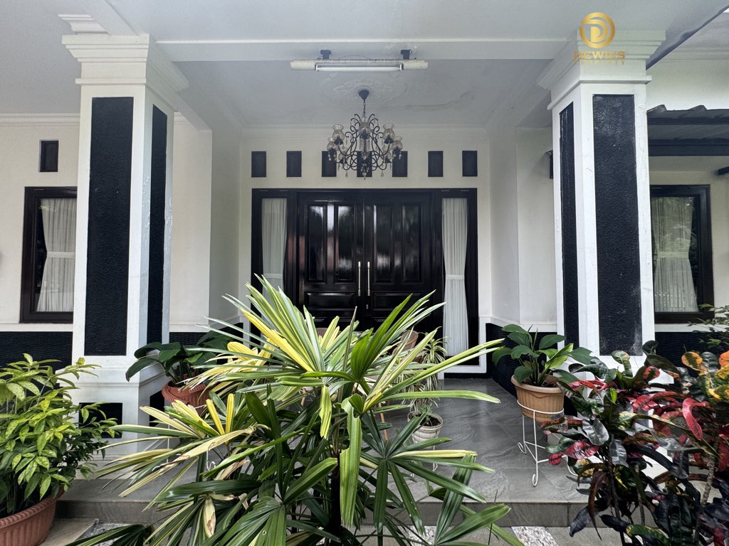 Rumah di Telaga Kahuripan Parung Bogor harga Murah