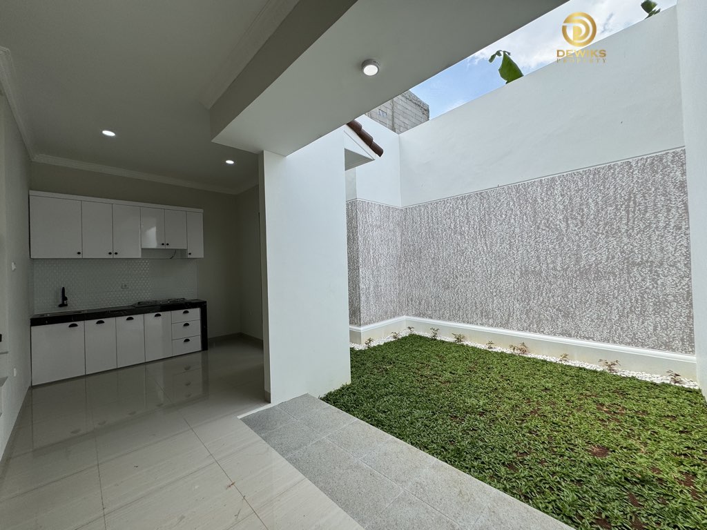 rumah di jatikramat bekasi jl dr ratna