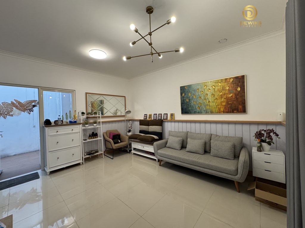 rumah fully furnished di grand wisata lt 84m2