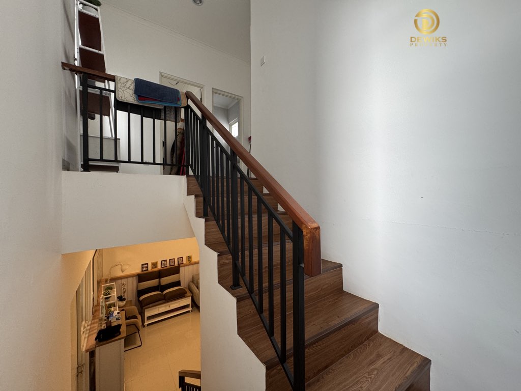 rumah fully furnished di grand wisata lt 84m2