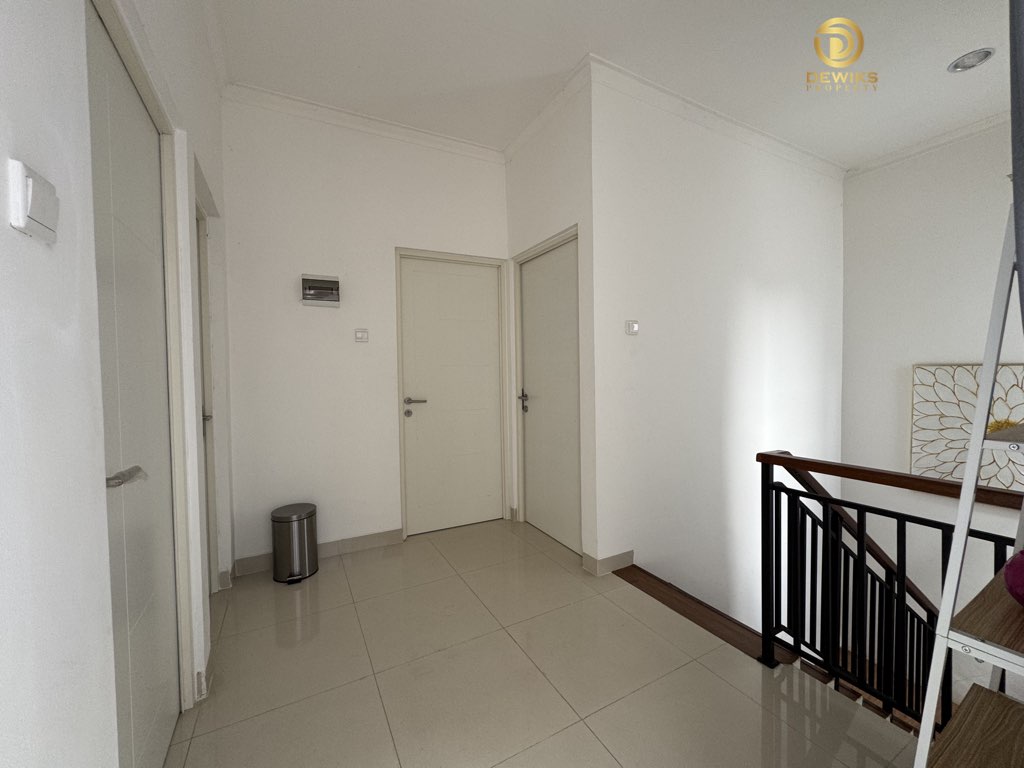 rumah fully furnished di grand wisata lt 84m2
