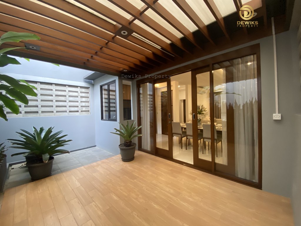 dijual rumah di lubang buaya cipayung jakarta timur