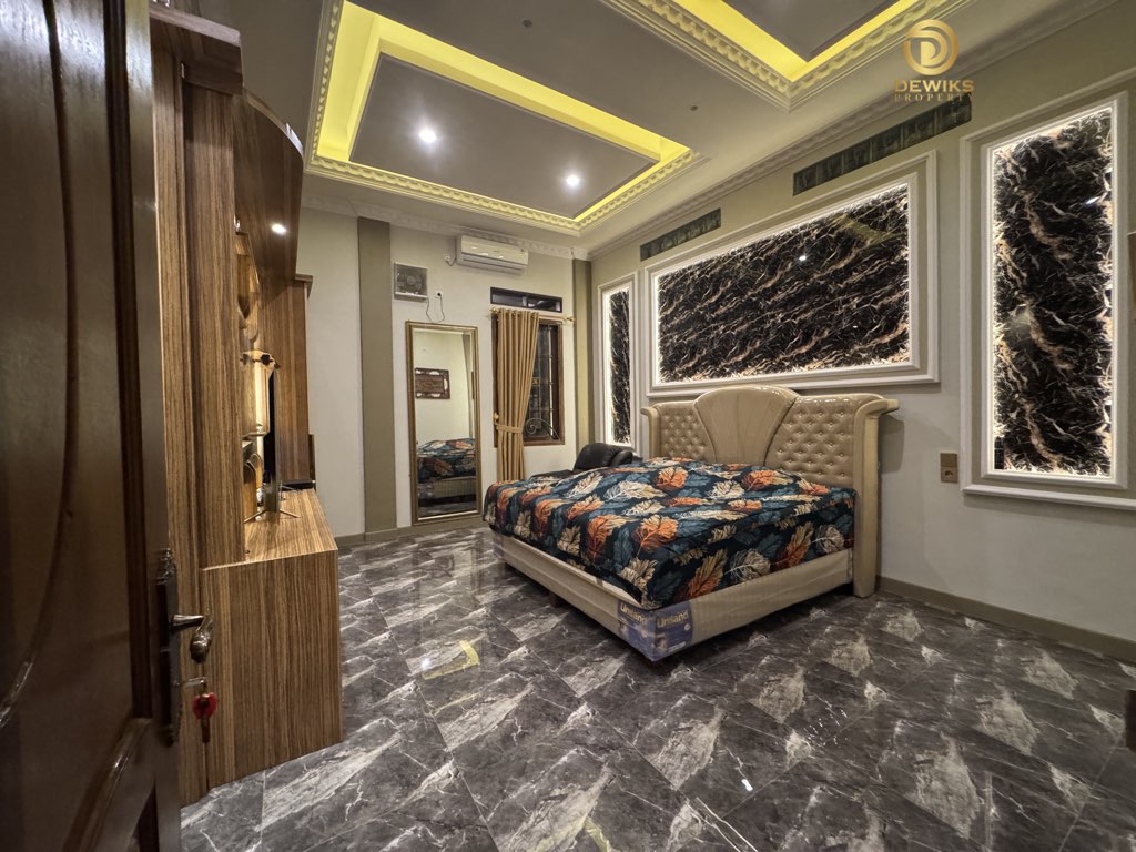 rumah mewah fully furnished di kemang telaga kahuripan parung bogor