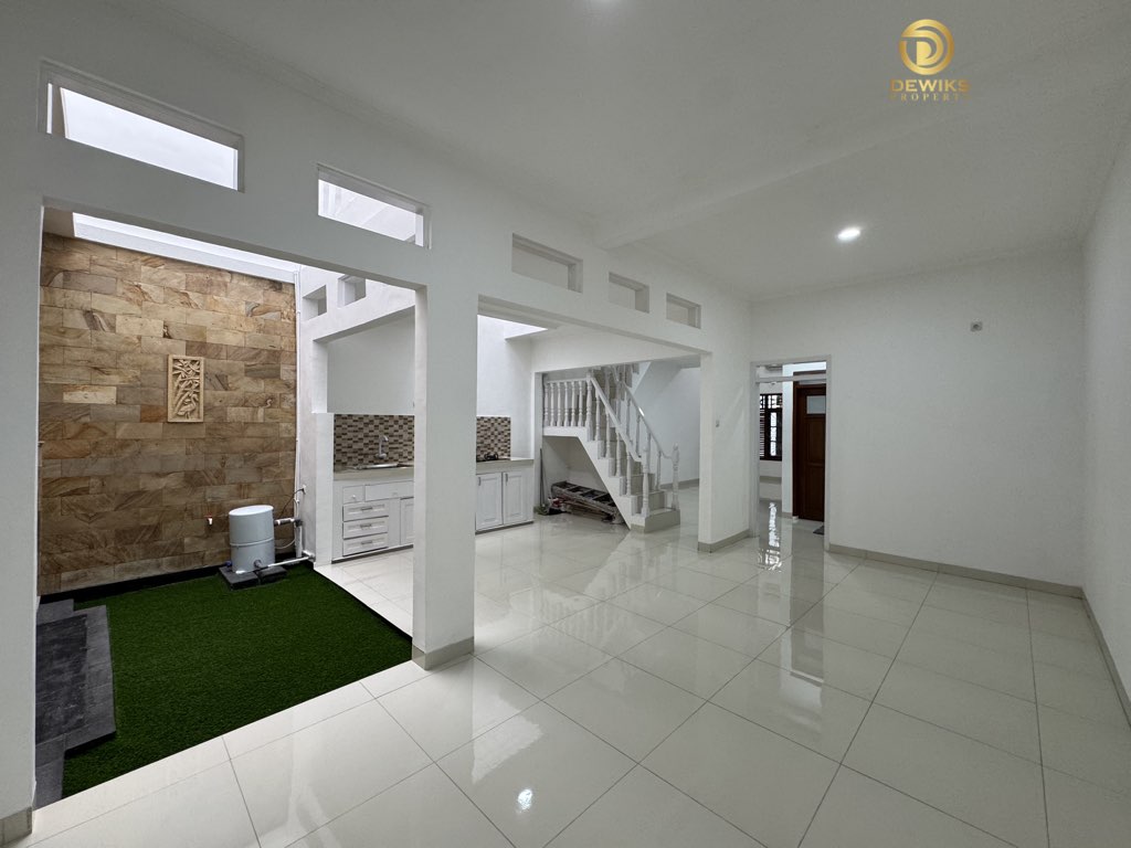 rumah second di ponfok bambu duren sawit jakarta timur